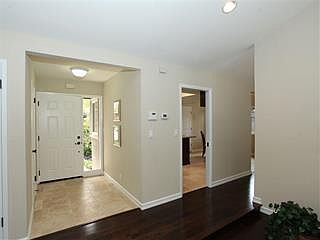 2nd image of 1413 Redmond Ave