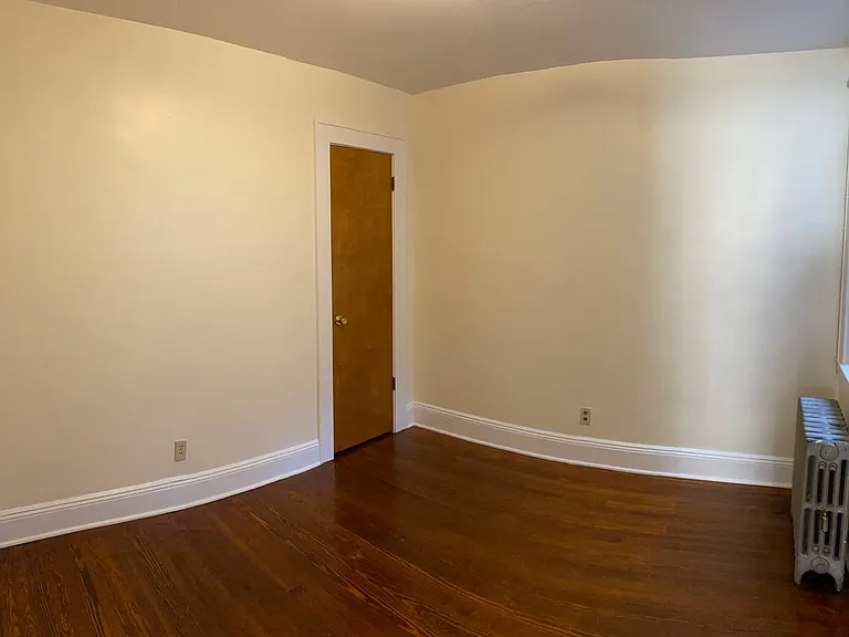 53 Johnston Ave — Photo 5