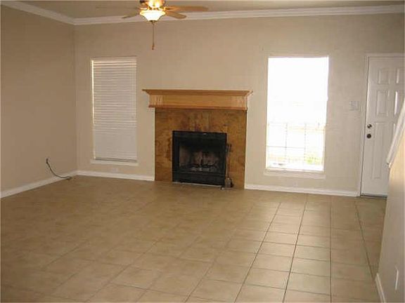 5th image of 17467 Red Oak Dr
