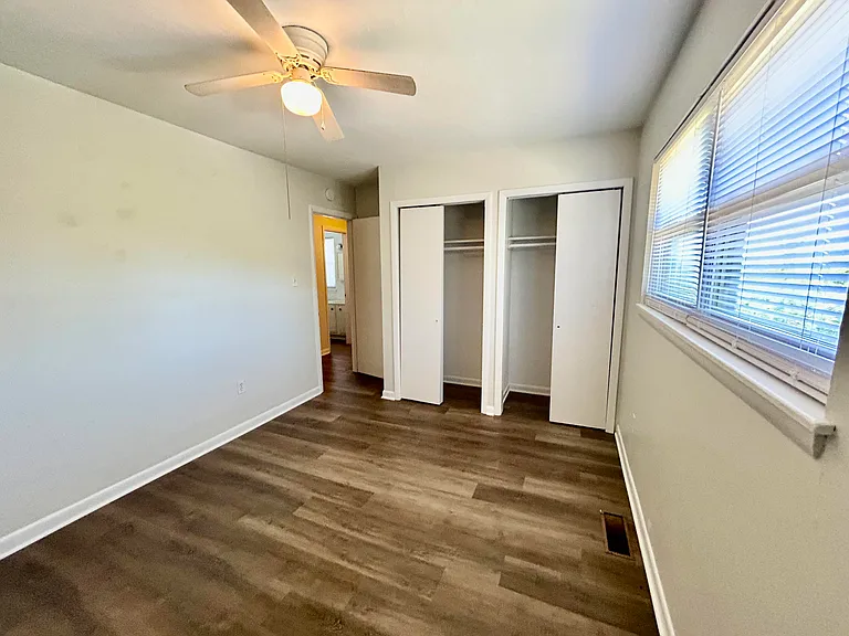 5335 Carolyn Cir — Photo 20