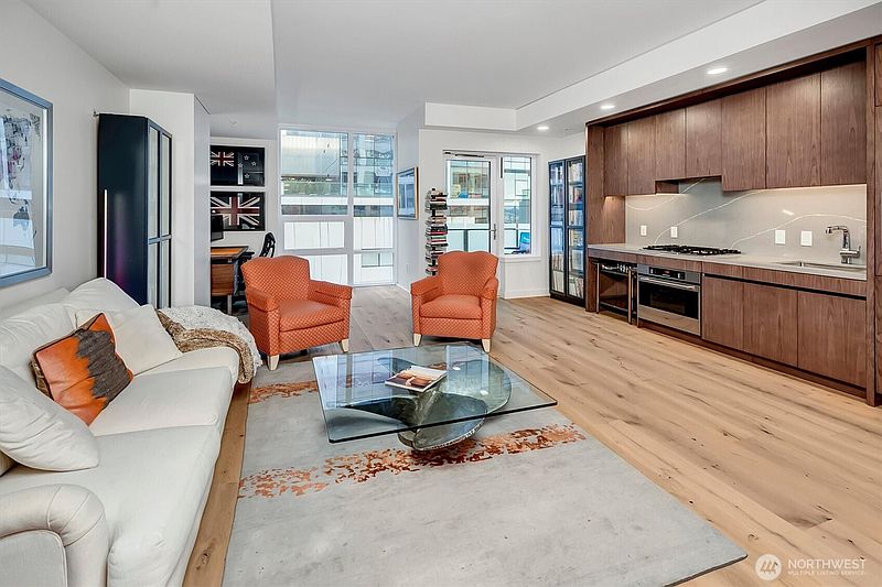 2nd image of 121 Stewart Street #504