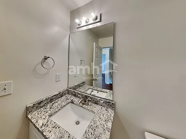 714 Ridgewood Way — Photo 19