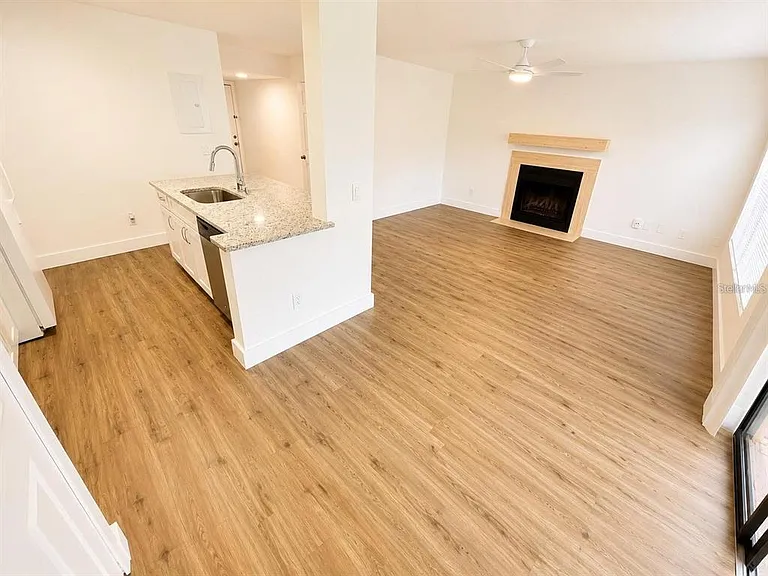 4702 Sutton Ter #108 — Photo 20