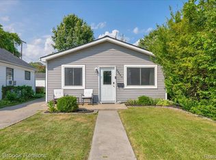 22623 California St, Saint Clair Shores, MI 48080