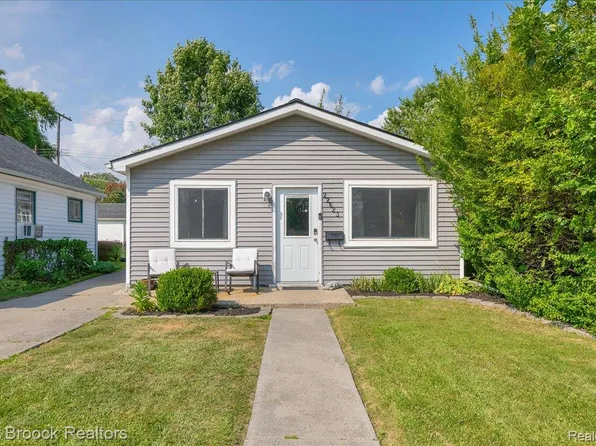 22623 California St, Saint Clair Shores, MI 48080