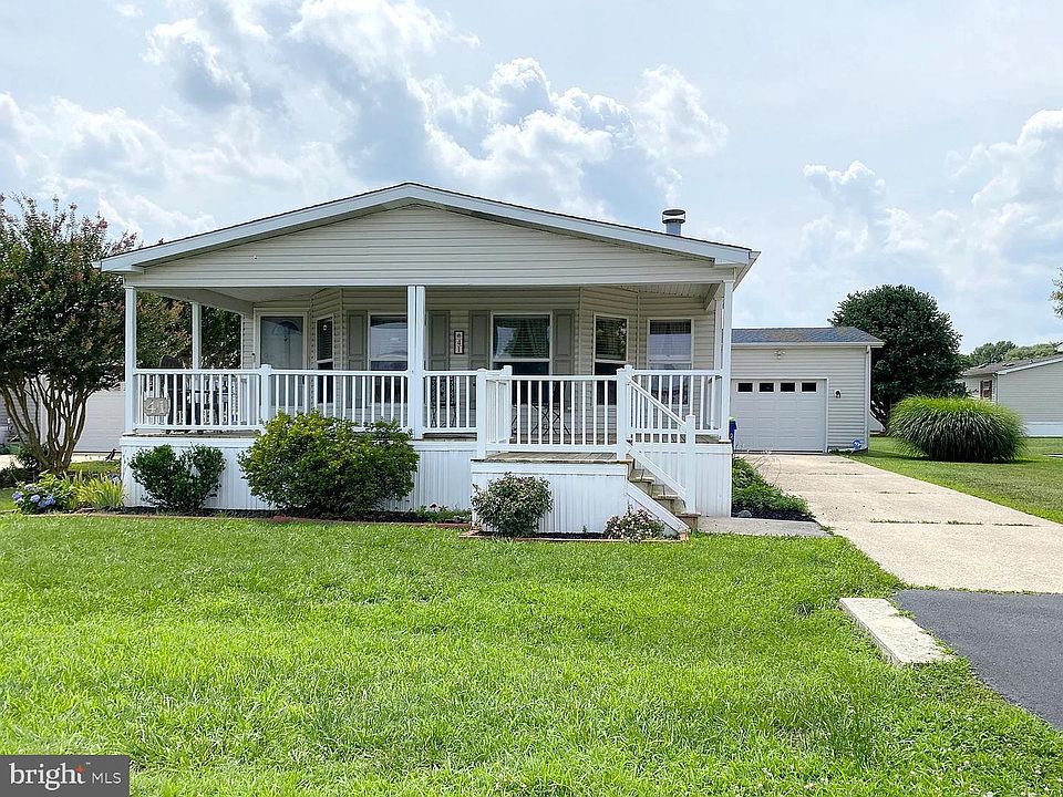 1st image of 41 Whitehaven Way