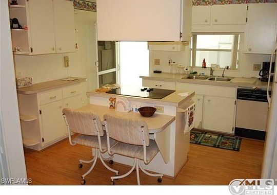 2nd image of 212 Nicklaus Blvd