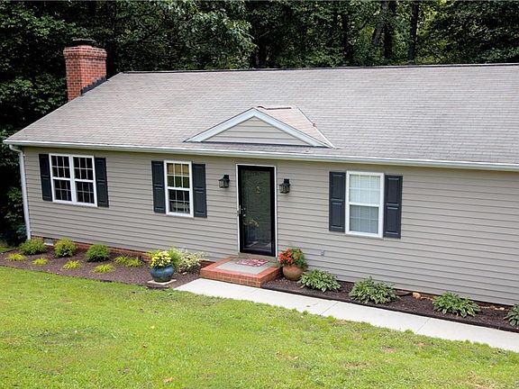 3rd image of 6219 Hingham Dr