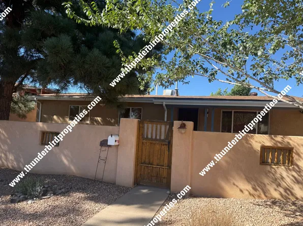 5709 Arvilla Ave NE, Albuquerque, NM 87110