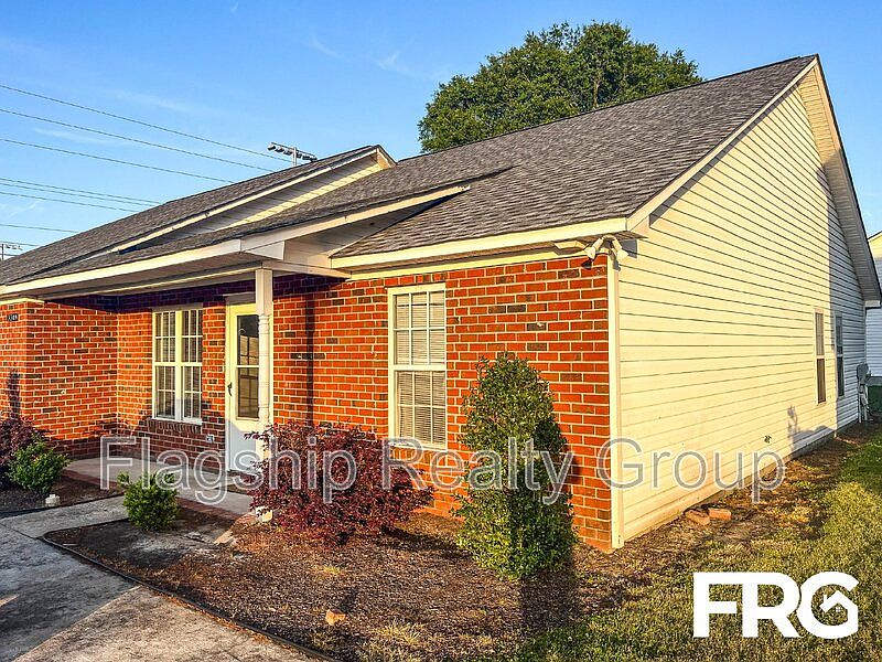 1st image of 3309 N Fields St #B