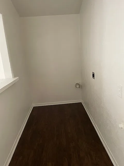 2 bed, $900 — Photo 4