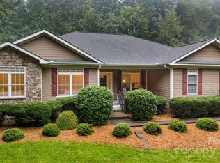 133 Timber Creek Rd, Laurel Park, NC 28739