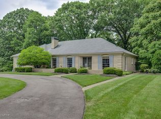 3411 Mount Rainier Dr, Hills And Dales, KY 40241