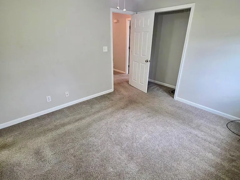 17439 Morgan Dr — Photo 11