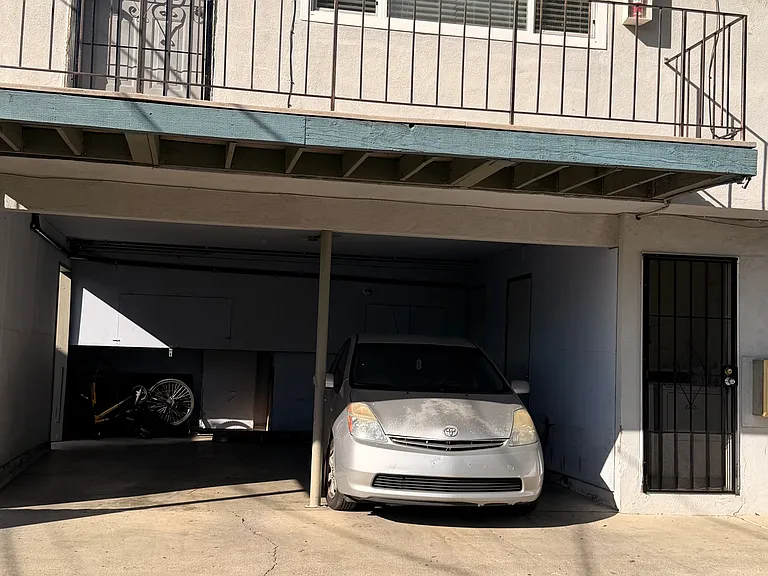 755 Carro Dr #4 — Photo 22