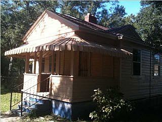 2nd image of 1800 N Mott Dr