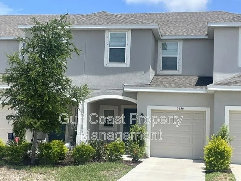 3 bed, 2.0 bath, 1407 sqft, $2,200 — Photo 1