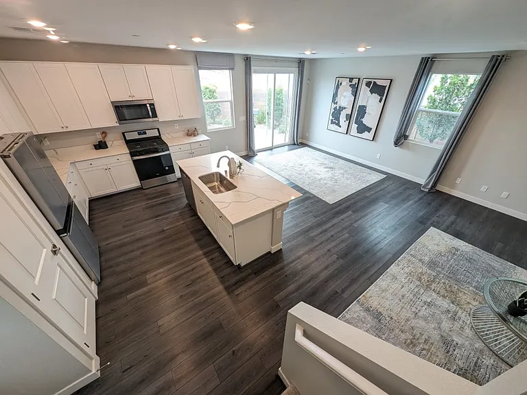 10795 Gentle Crest Ave — Photo 15