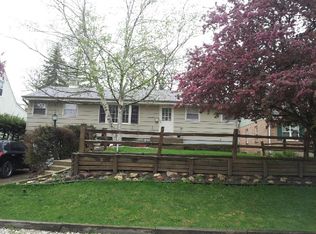 342 Woodland Dr, Grayslake, IL 60030