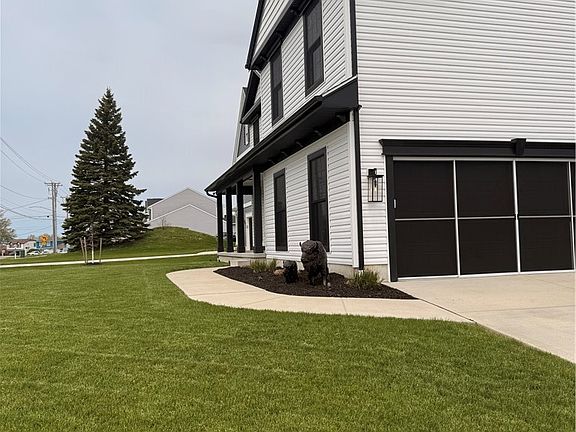 5th image of 3802 Howard Rd