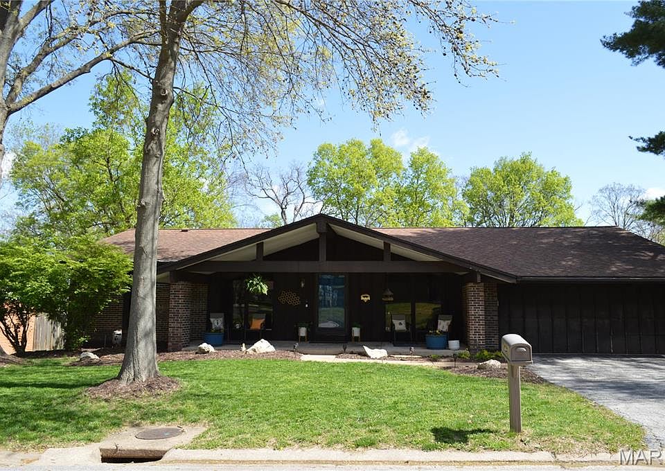 1st image of 12357 Woodline Dr