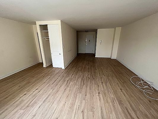 1st image of 16420 Highland Ave APT 5A