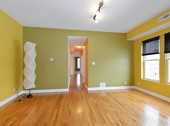 3rd image of 133 Clyde Ave APT 3N