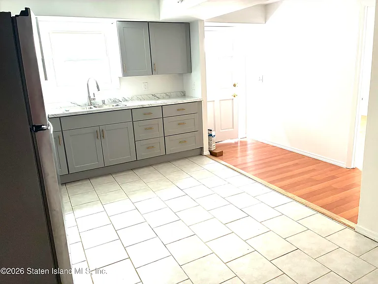 44 Longdale St #1 — Photo 5