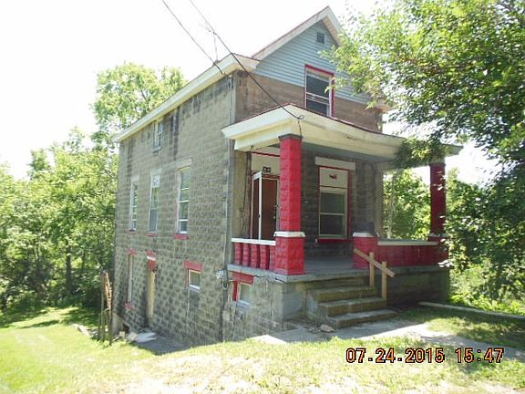 2nd image of 3665 Hillside Ave