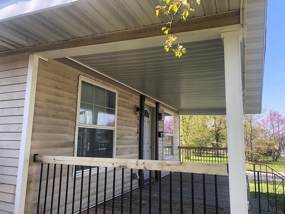 1st image of 2101 S Ironwood Dr