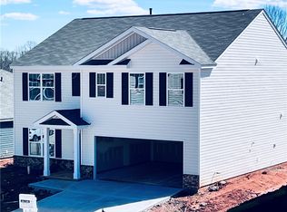 106 Ashwood Way, Easley, SC 29640