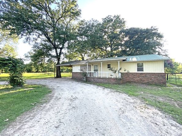 9999 County Road 4650, De Kalb, TX 75559