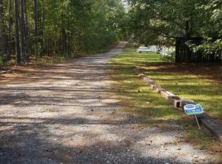 1023 New Hope Rd, Locust Grove, GA 30248