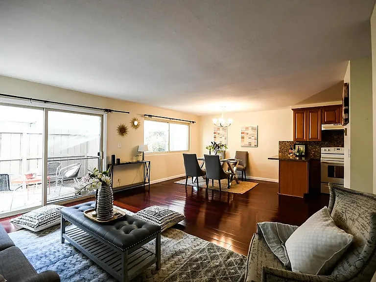 530 La Conner Dr #36 — Photo 12