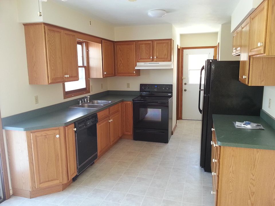 2nd image of 1734 W 50th St