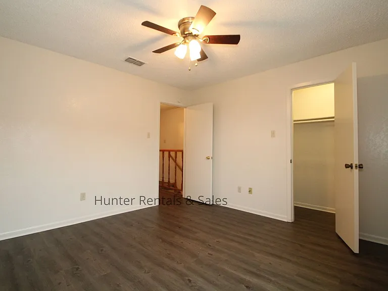 3704C Hereford Ln — Photo 16