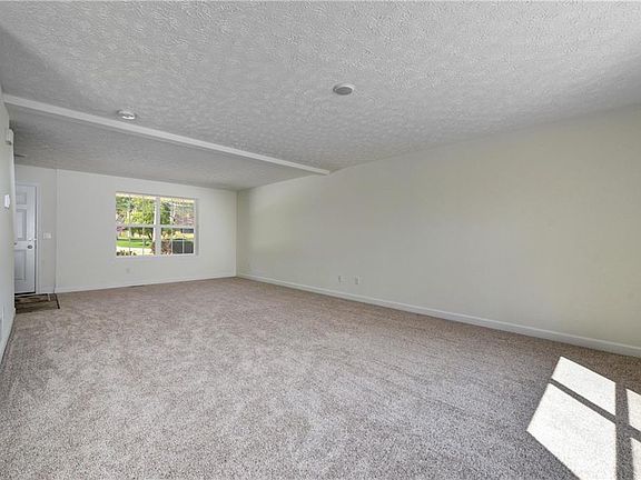 4th image of 6881 Glenella Dr