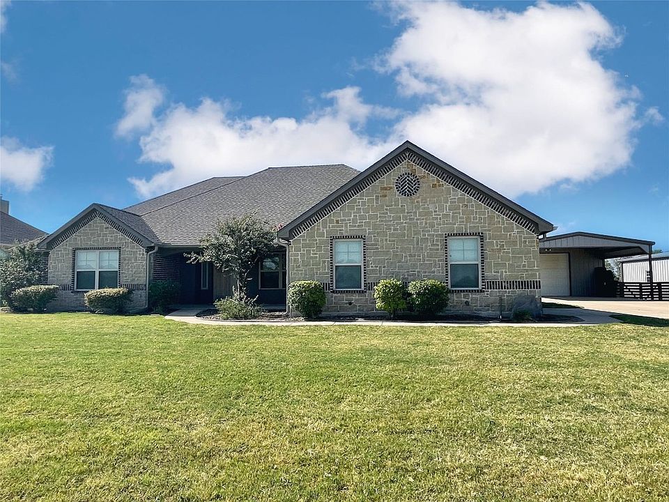 1st image of 513 Brooks Dr