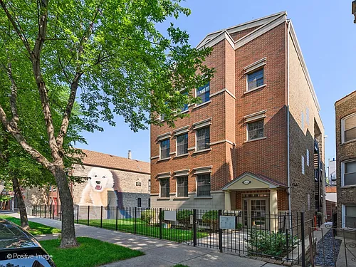 2336 W Palmer St #2 Photo 1
