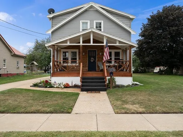 916 Ingersoll Pl, South Beloit, IL 61080