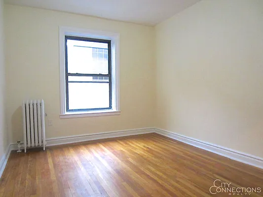 Rented by City Connections Realty | media 18