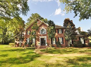 1970 Forrest St, Tupelo, MS 38801