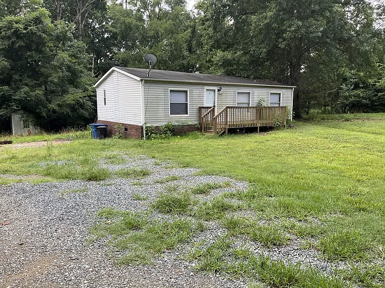 15420 Sharpe Rd — Photo 1