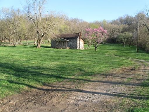 2nd image of 261 Old Carters Creek Park