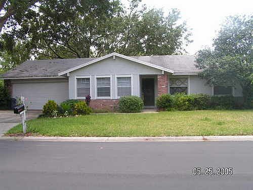 1st image of 113 Ludlow Dr