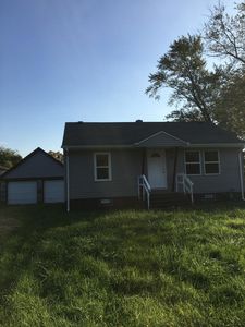 221 E 55th Ave, Merrillville, IN, 46410