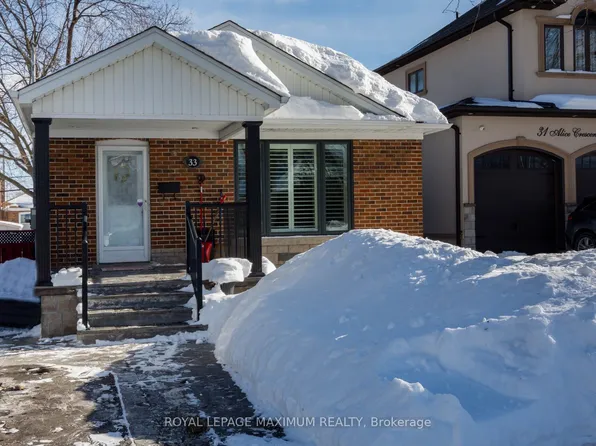 33 Alice Cres, Toronto, ON M1R 4N6