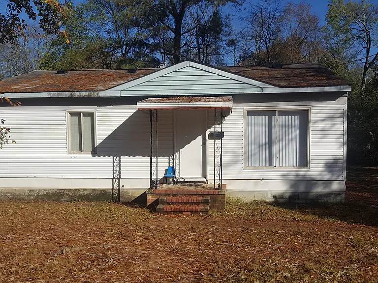 116 Abbeville Ave NW — Photo 1