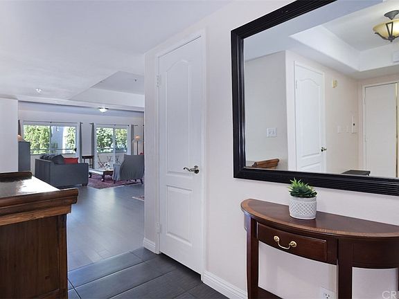 3rd image of 4426 Ventura Canyon Ave APT 101
