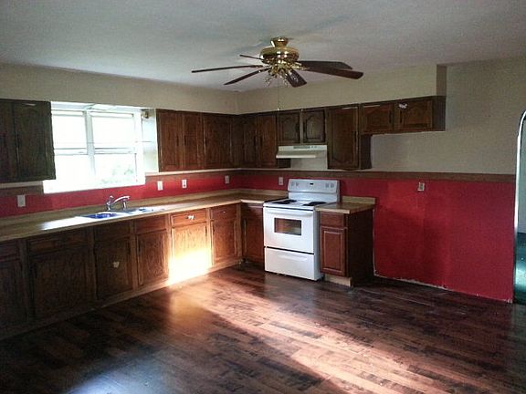 4th image of 100 Bray Dr